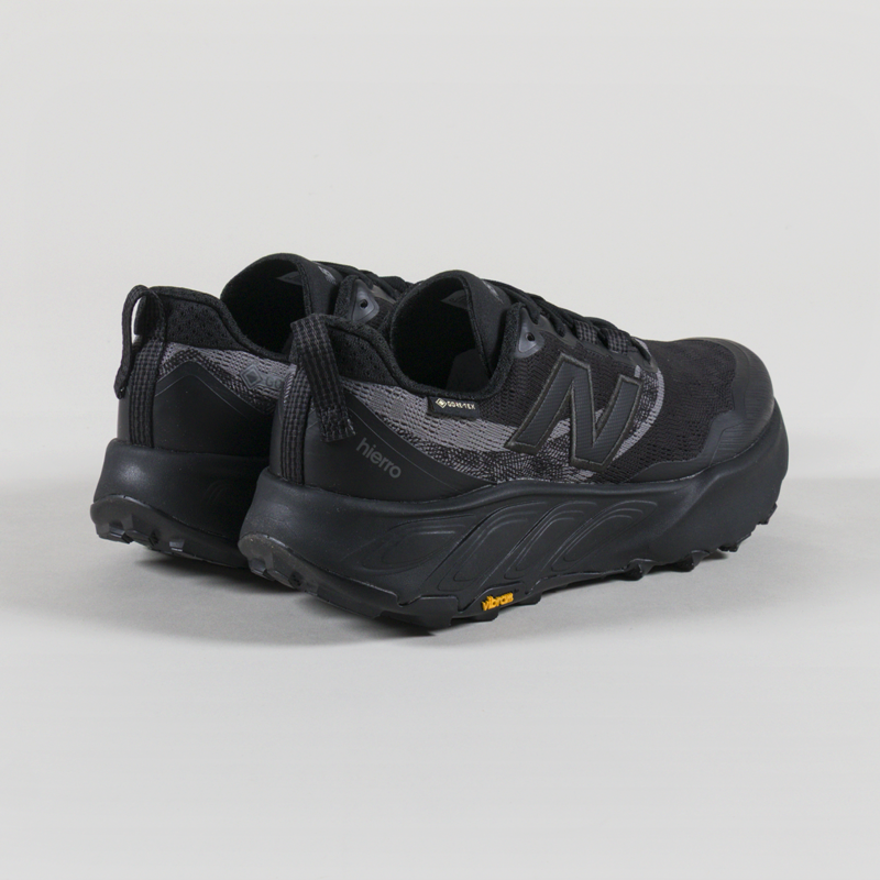 New Balance Hierro v9 GORE-TEX Shoes Black-1