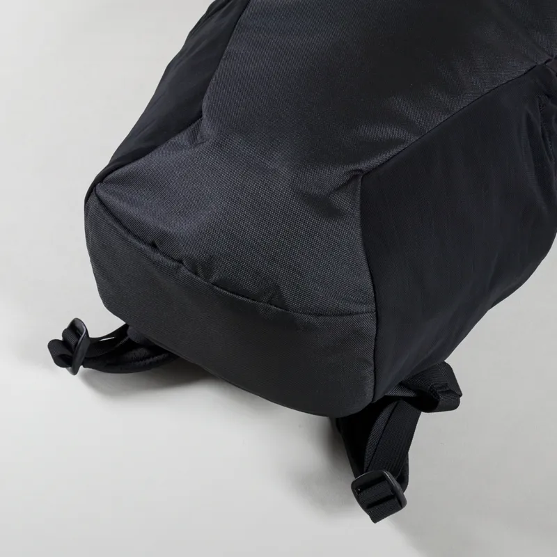 Arc'teryx Mantis 16L Backpack Black-7