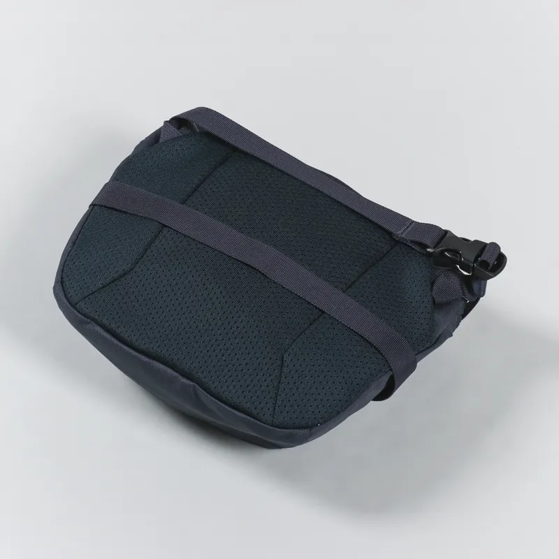 Arc'teryx Mantis 2 Medium Waist Pack in Black Sapphire
