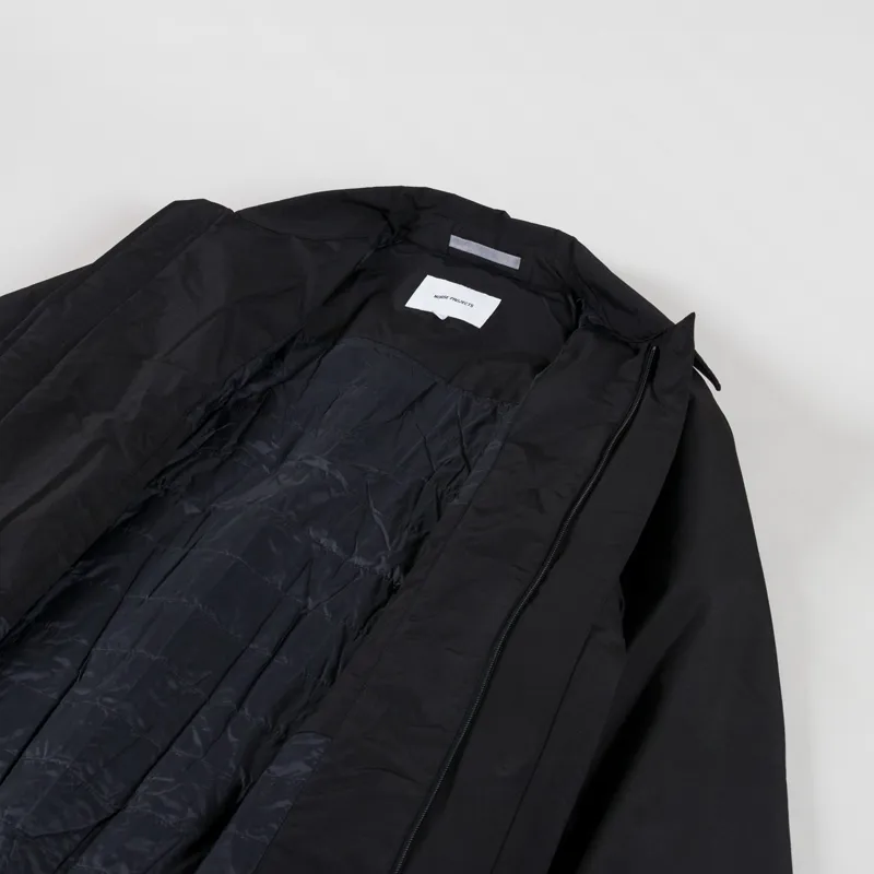 Norse Projects Vargo GORE-TEX Windstopper Raglan Mac Black-4