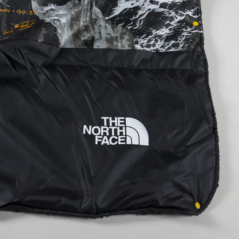 The North Face Wawona Fuzzy Blanket Falcon Brown Printed Pattern