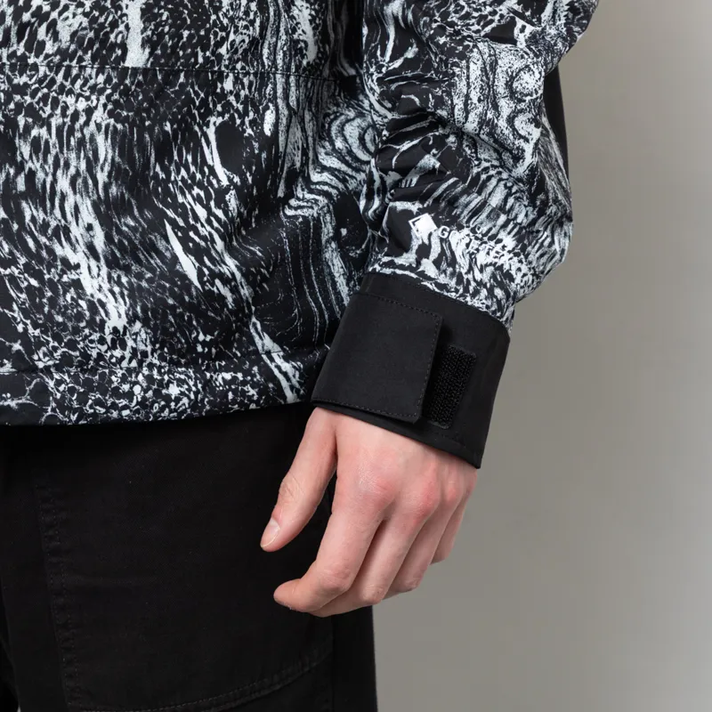 The North Face GORE-TEX Mountain Jacket TNF Black Wood-9