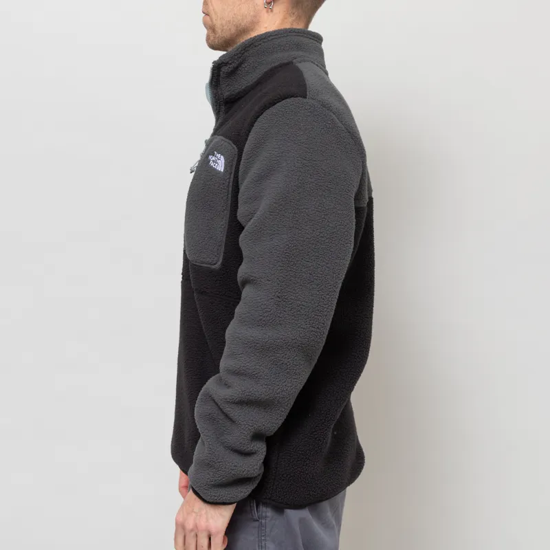 The North Face Yumiori 1/4 Zip Fleece Jacket TNF Black Asphalt Grey Monument Grey-2