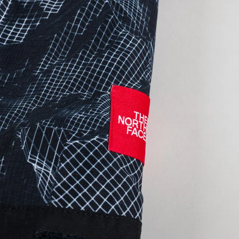 The North Face DryVent Mountain Mono Jacket TNF Black 3D Summit-11