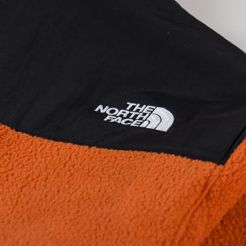The North Face Retro Denali Jacket Earthen Copper-8