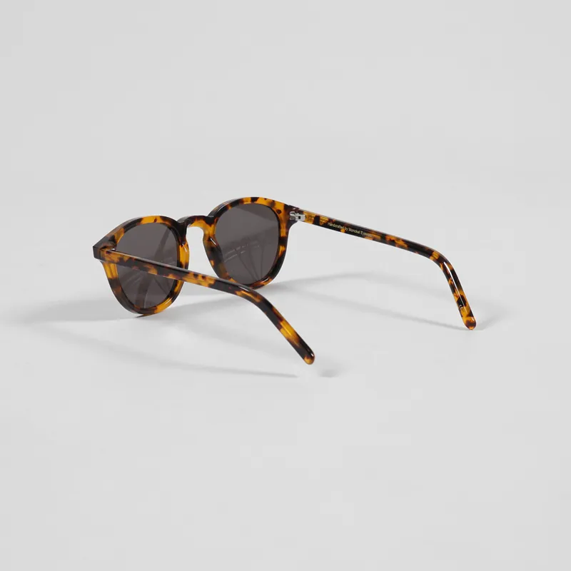 Monokel Nelson Sunglasses Havana Solid Grey Lens-2
