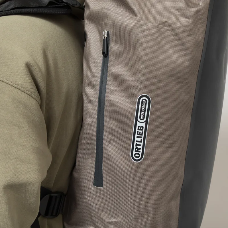 ORTLIEB Duffle Lite 40L Dark Sand-12