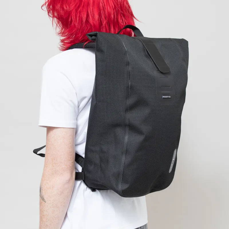 ORTLIEB Velocity High-Vis Backpack 23L Black Reflective-5