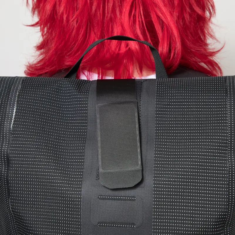 ORTLIEB Velocity High-Vis Backpack 23L Black Reflective-6