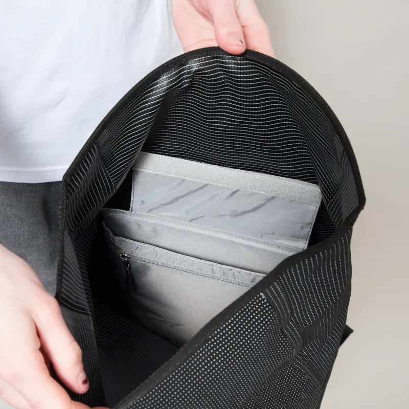 ORTLIEB Velocity High-Vis Backpack 23L Black Reflective-9