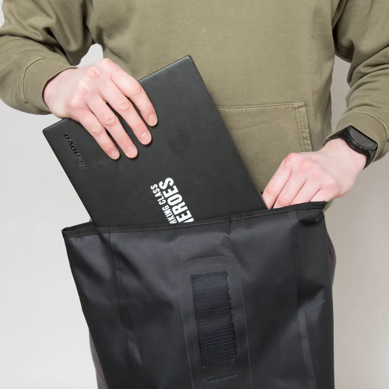 ORTLIEB Velocity Lite Backpack 17L Black-9