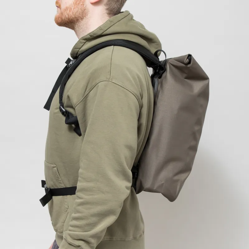 ORTLIEB Velocity Lite Backpack 17L Dark Sand-4