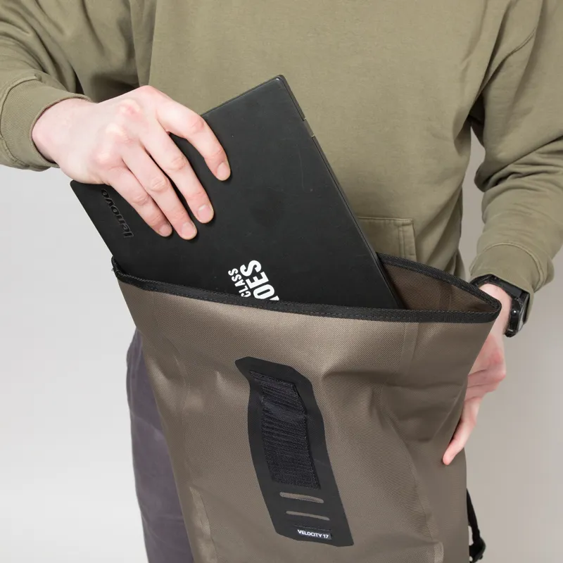 ORTLIEB Velocity Lite Backpack 17L Dark Sand-10