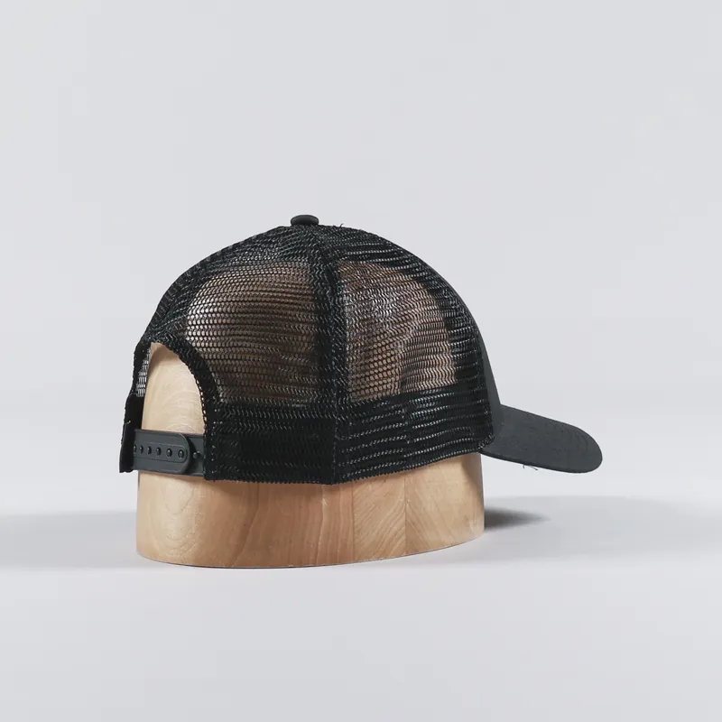 Patagonia P-6 Logo LoPro Trucker Hat Black-1