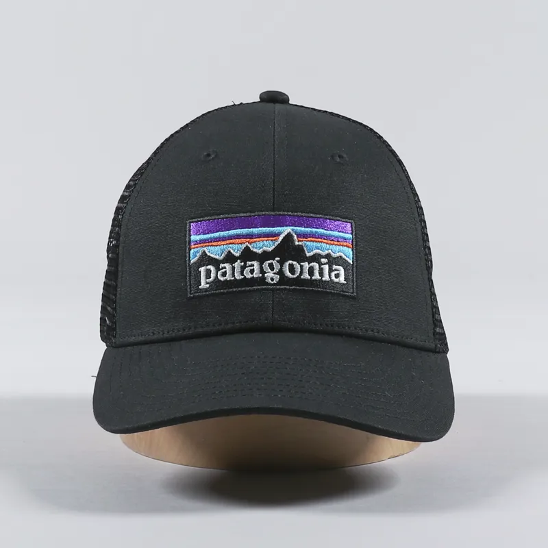 Patagonia P-6 Logo LoPro Trucker Hat Black-2
