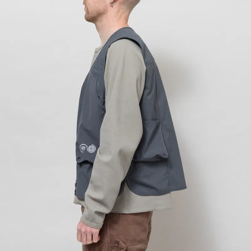 Purple Mountain Observatory Procyon Vest Charcoal-2