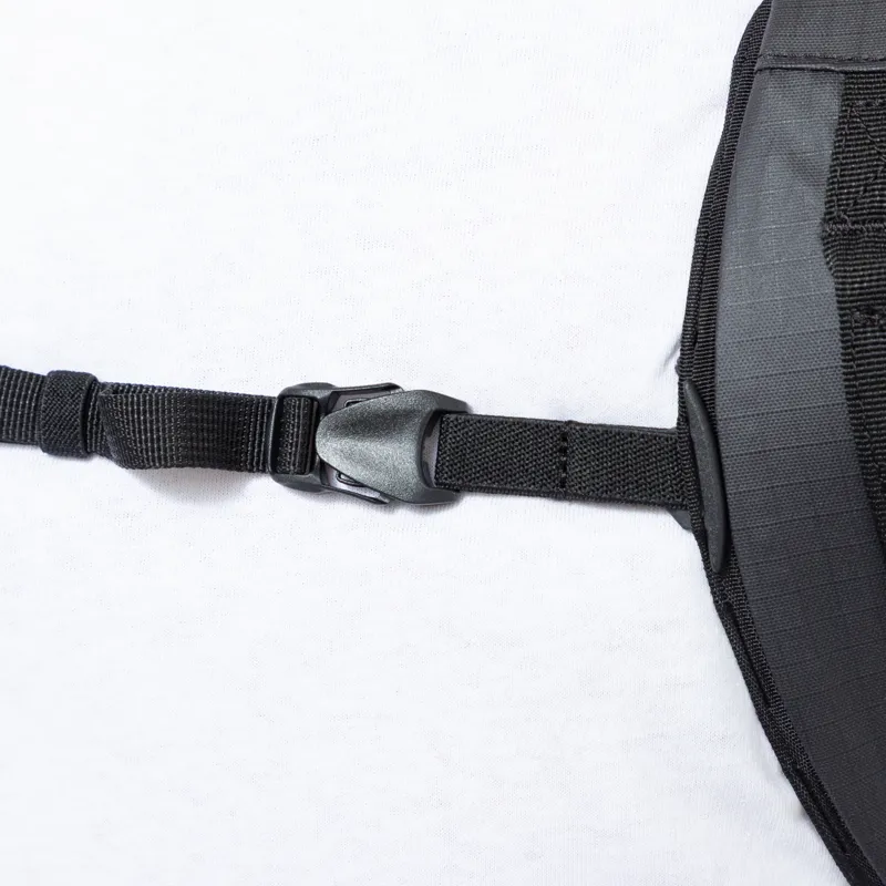 Montane Transition Duffel 40L Black-13