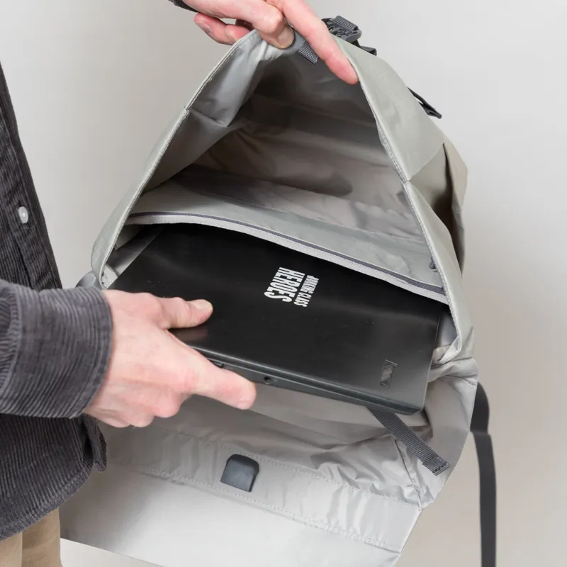 Montane Transition Pack 18L Ridge-9