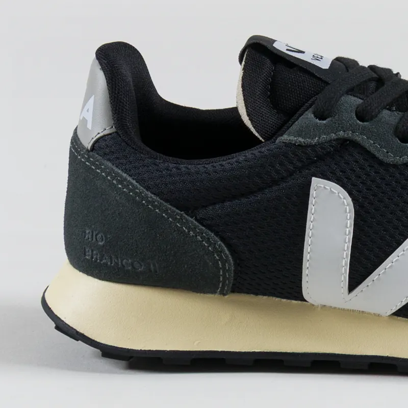 Veja Womens Rio Branco II Alveomesh Shoes Black White-4