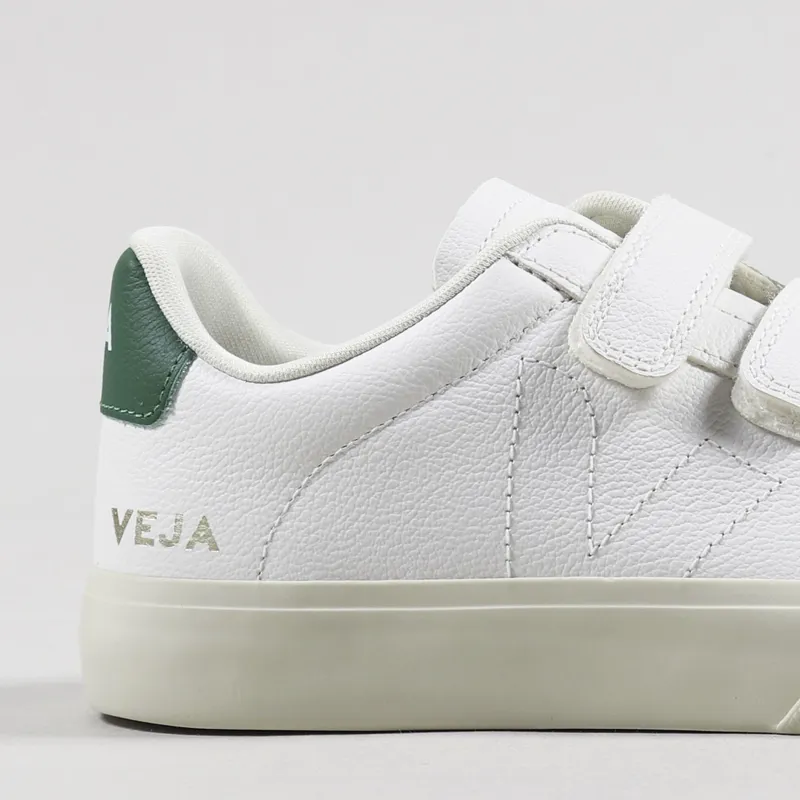Veja Womens Recife Chromefree Shoes Extra White Emeraude-5