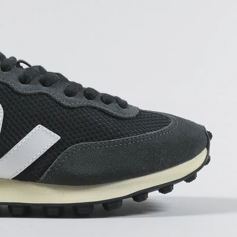 Veja Womens Rio Branco Alveomesh Shoes Black White Oxford Grey-6