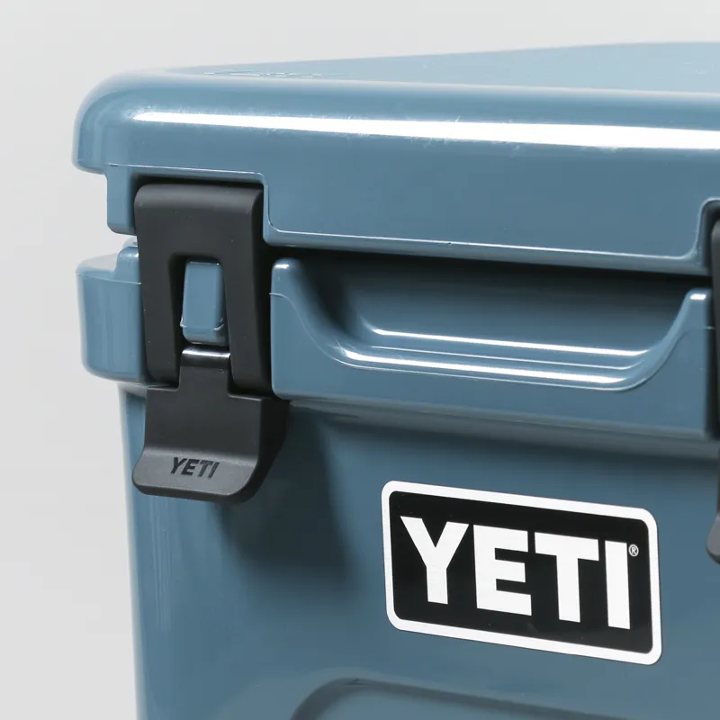 YETI Roadie 24 Nordic Blue-4