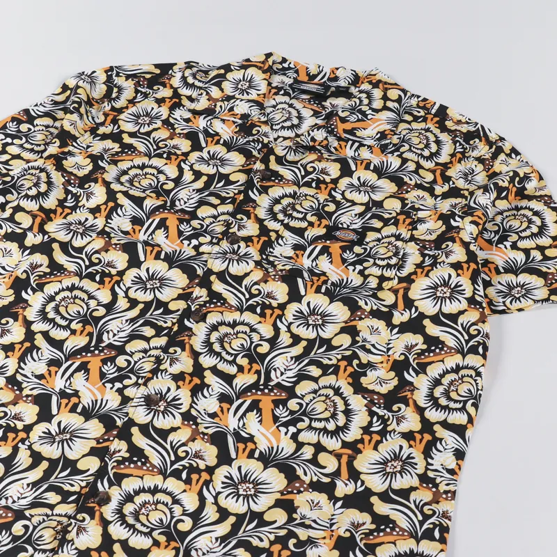 Dickies Roseburg Short Sleeve Shirt Black Floral-1