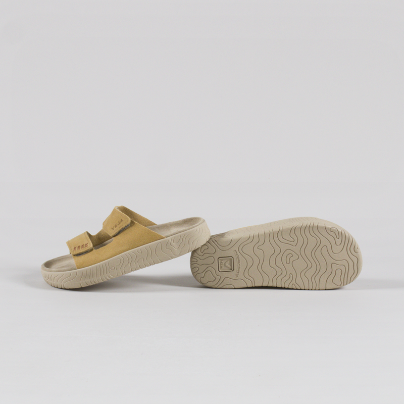 Veja Womens Etna Suede Sandals Ochre Almond-3