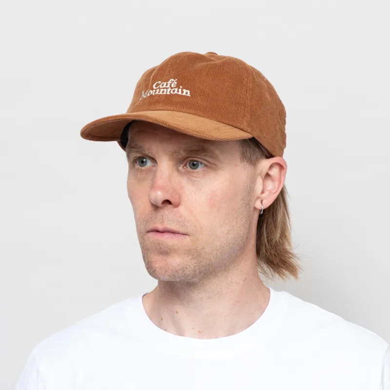 Cafe Mountain Cord Logo Cap Tan