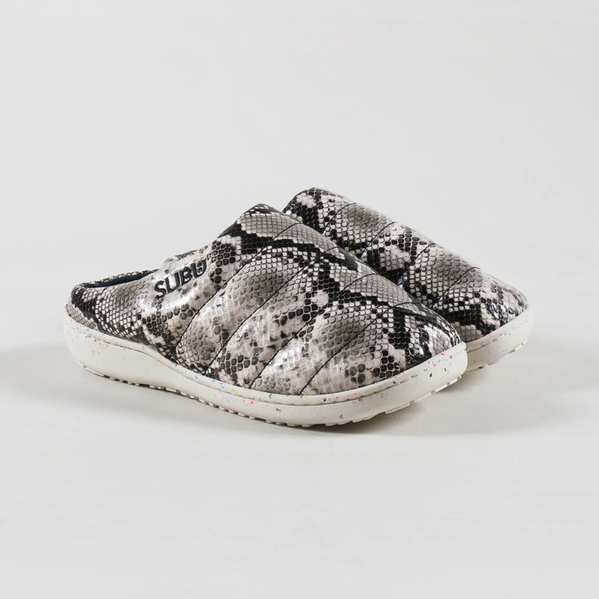 Python Skin Slippers Subu Tokyo Python Slippers Grey Snakeskin