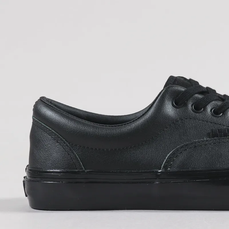 wearaway skate era shoes