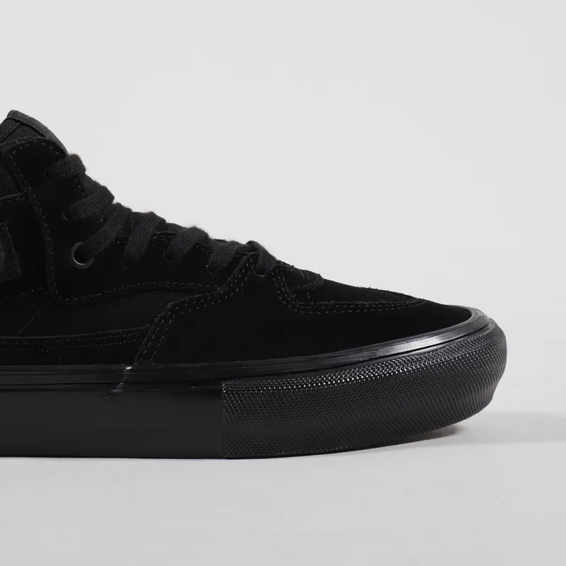 Half cab all sales black