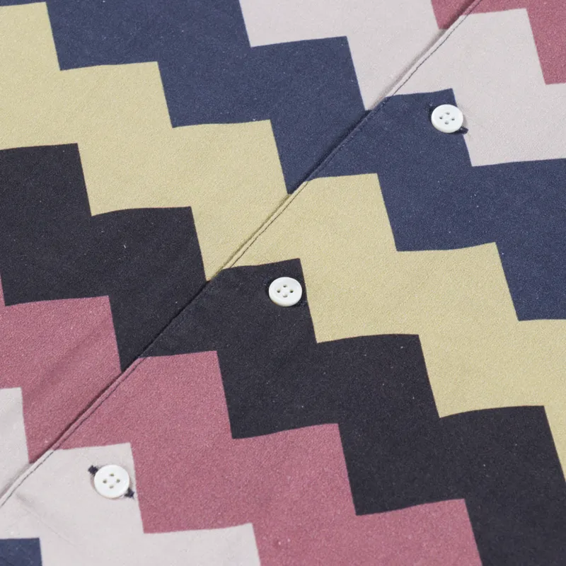 Far Afield Stachio Shirt Ripstop Zig Print-1