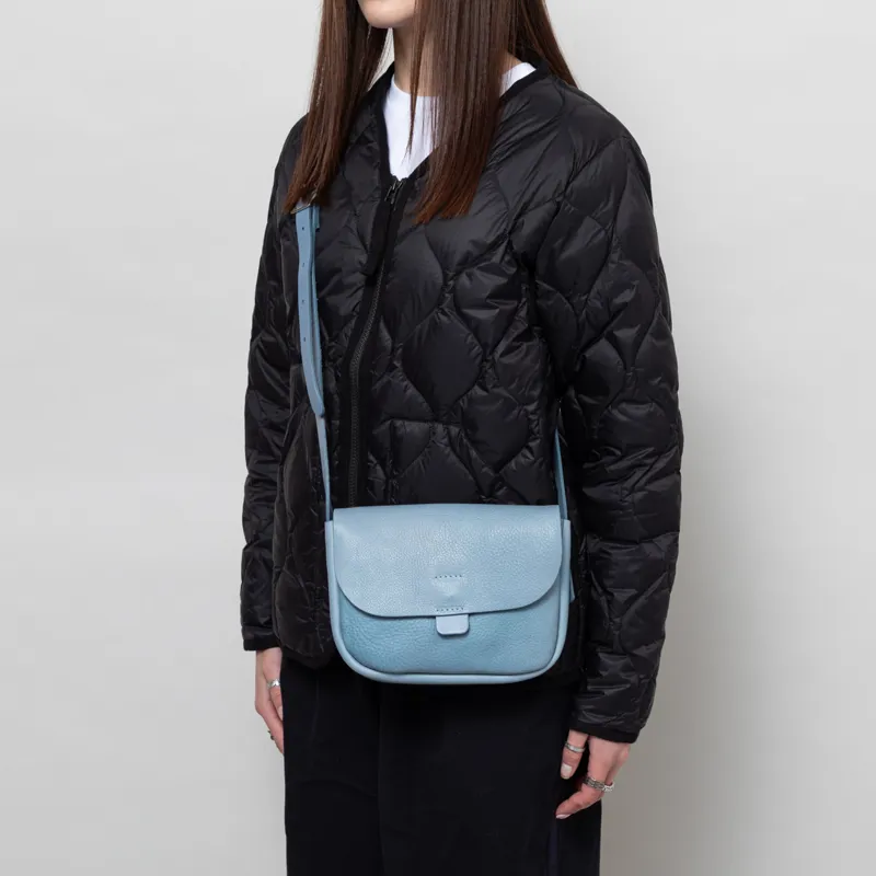 Kate Sheridan Womens Orbed Tab Bag Cornflower