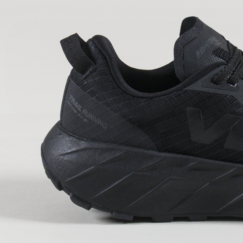 Veja Womens Harpie Trail Shoes Aeroshell Full Black-4