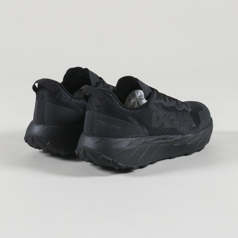 Veja Harpie Trail Shoes Aeroshell Full Black-1