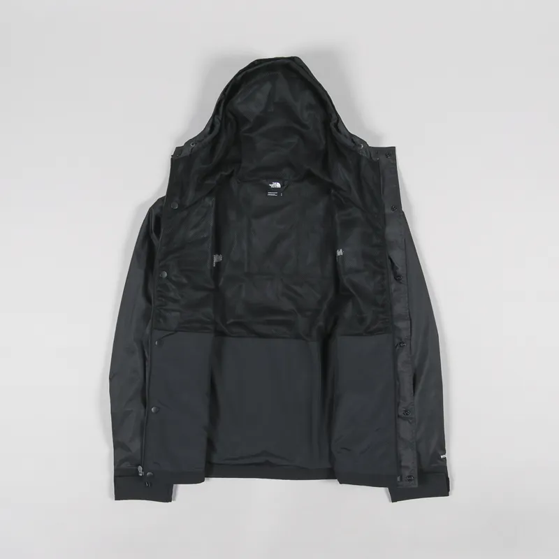The North Face TNF Outline Jacket Black-1