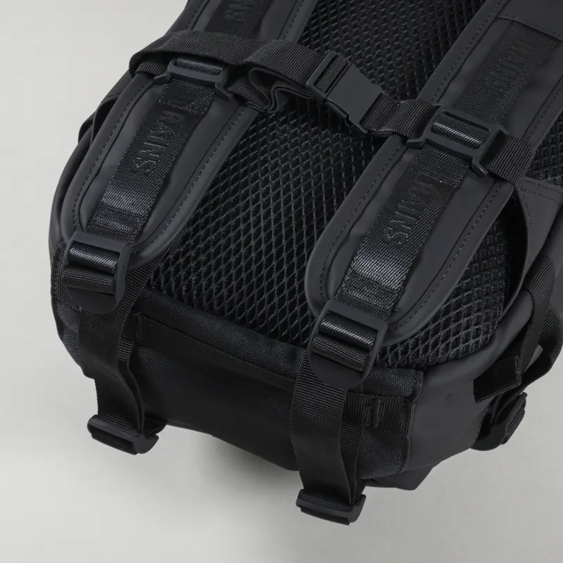 Rains Trail Rucksack Black-3