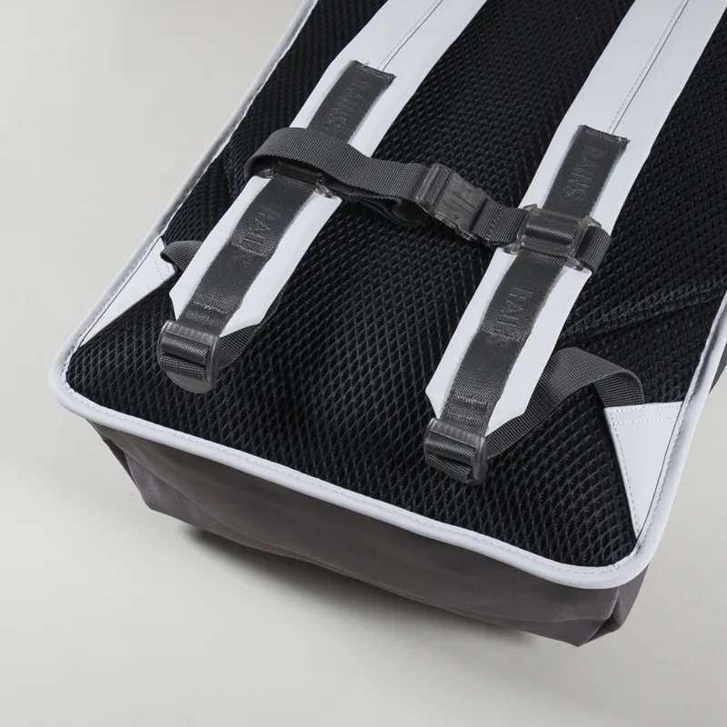 Rains Trail Rolltop Backpack Ash-9