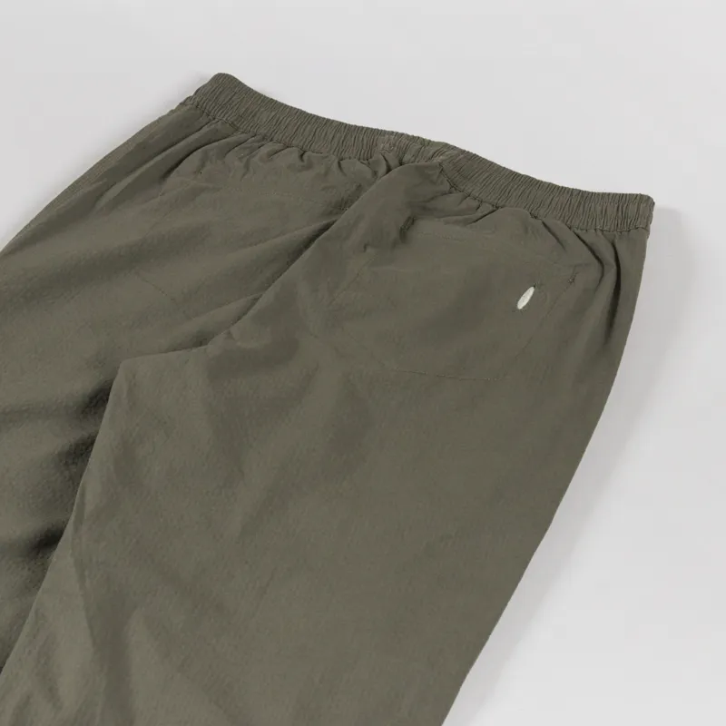 Folk Drawcord Assembly Pant Dark Olive Seersucker-4