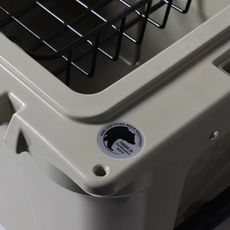 YETI Tundra 35 Tan-8