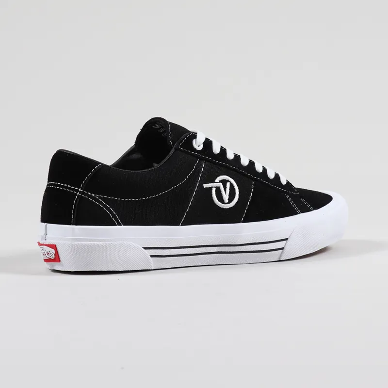 Vans saddle hotsell shoes