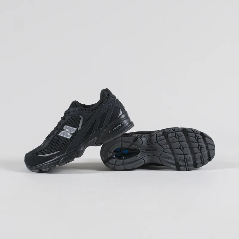 New Balance 509 Shoes Black-3