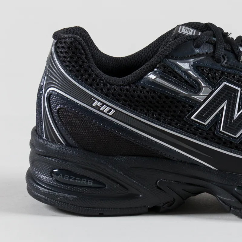 New Balance 740 Shoes Black-4