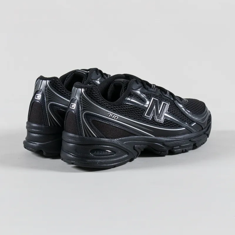 New Balance 740 Shoes Black-1