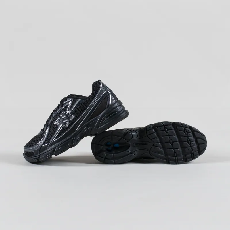 New Balance 740 Shoes Black-3