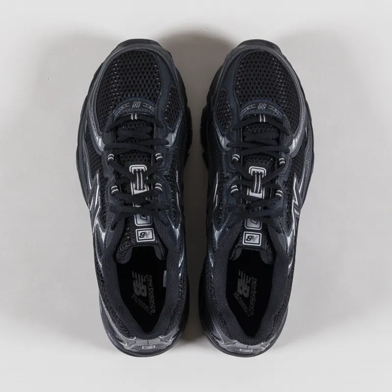 New Balance 740 Shoes Black-6