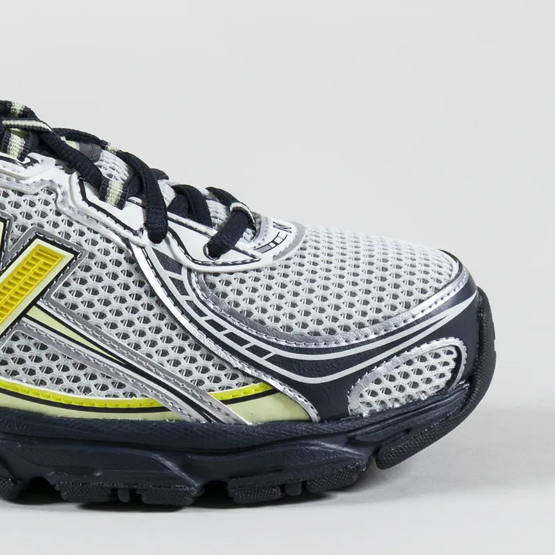New Balance 740 Shoes Sea Salt-5