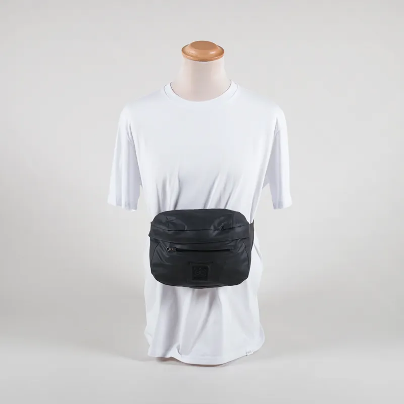 66 North Crossbody Bag Black-2