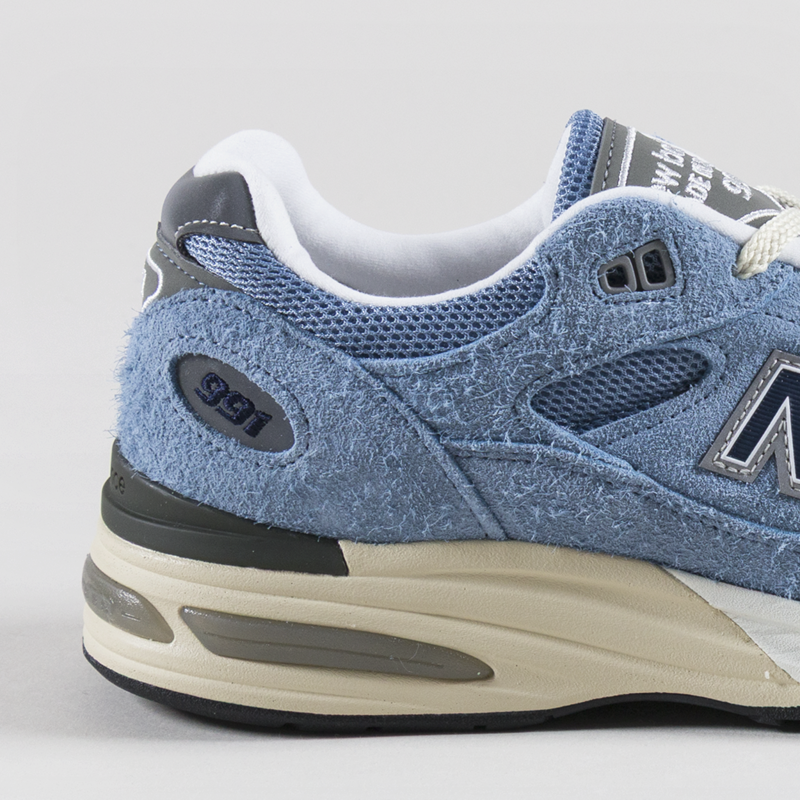 New Balance Made in UK 991v2 Grounded Pastels Shoes Celestial Blue-4